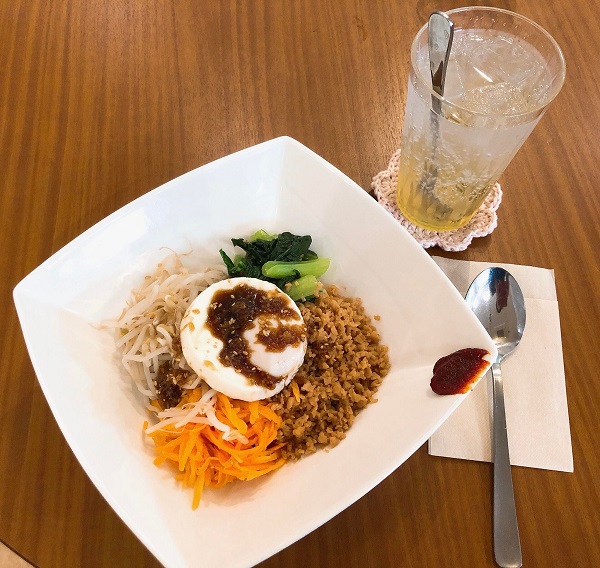 素材の味が引き立つ有機干し芋　200円